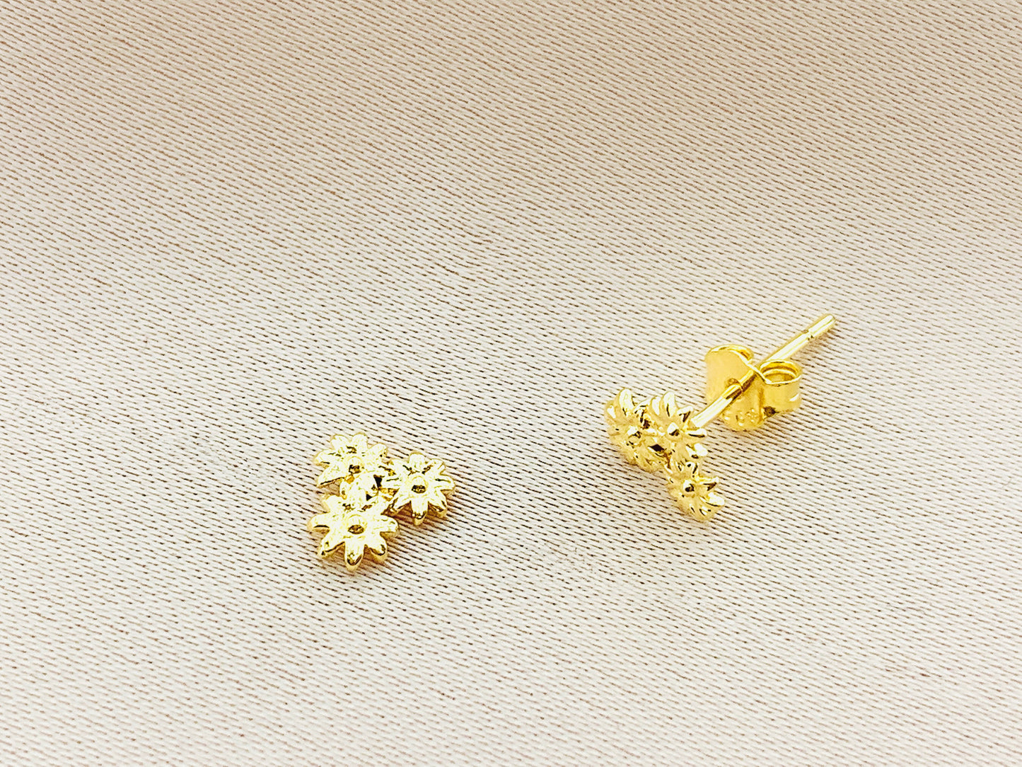 925 Silver Daisy Stud Earring