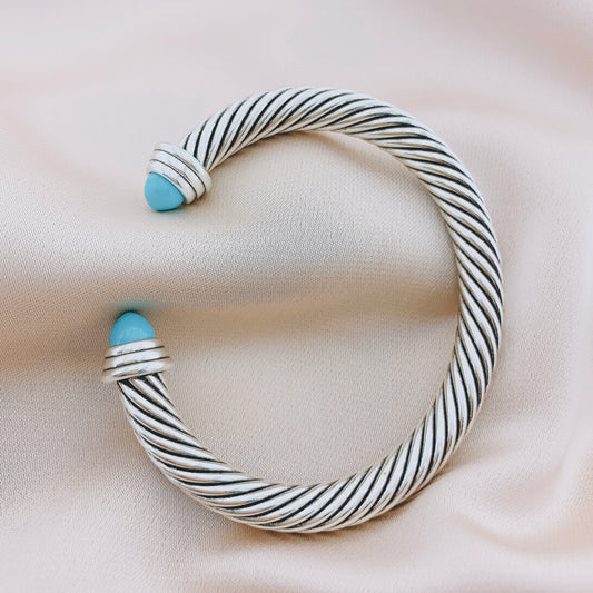 Womens's Turquoise Vintage Antique Cuff Bangle