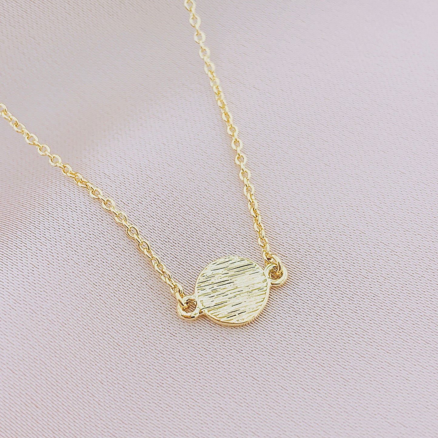 Women's Fashion Plain Pendant Necklace