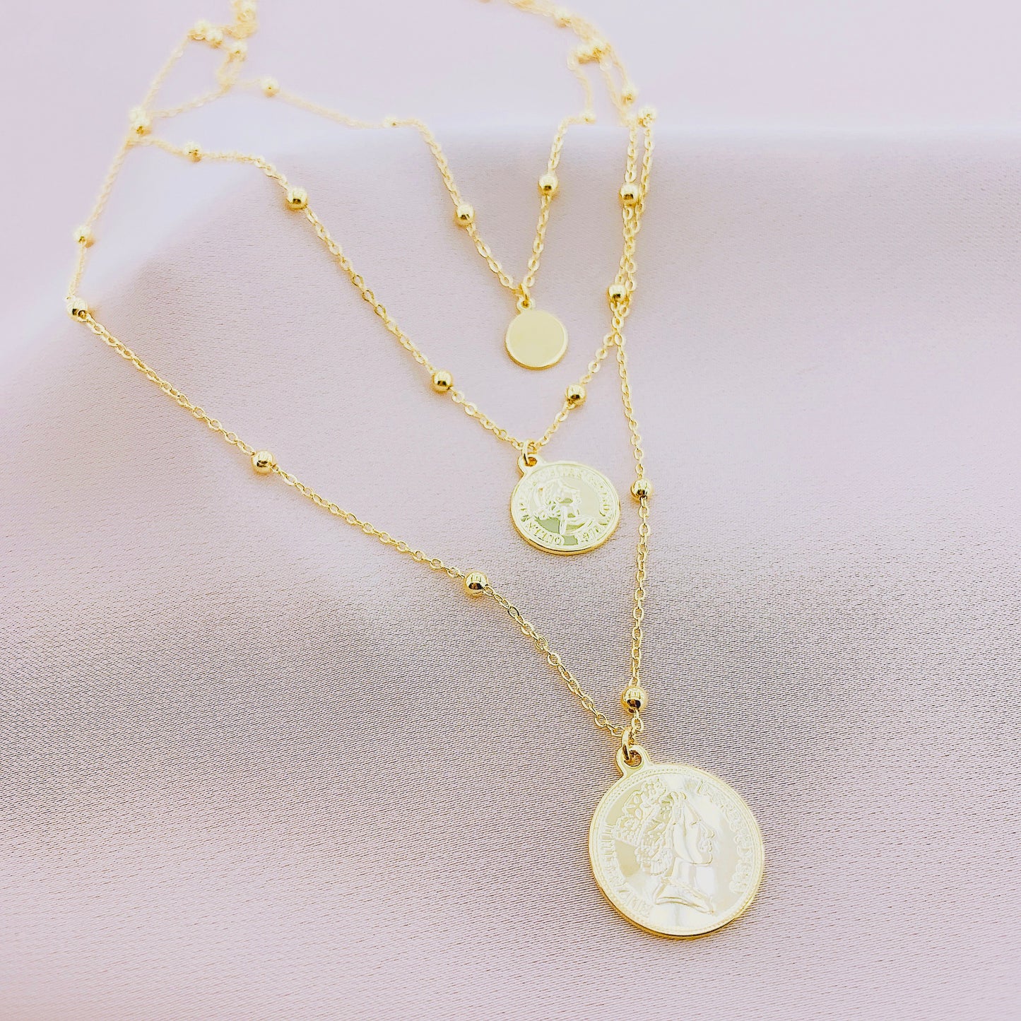 Women's Queen Elizabeth Layered Coin Necklace