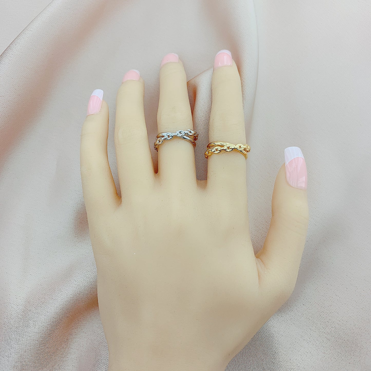 Women's Fashion Criss Cross Plain Ring