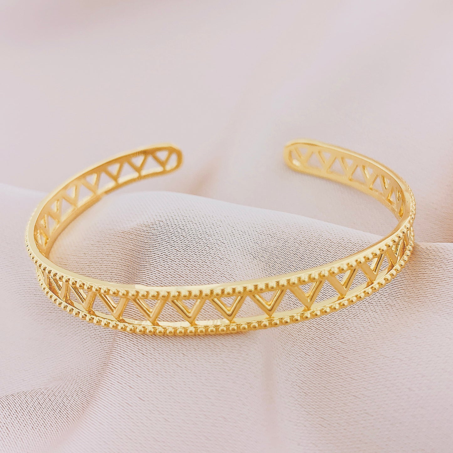 Women's Fashion Bangle Cuff