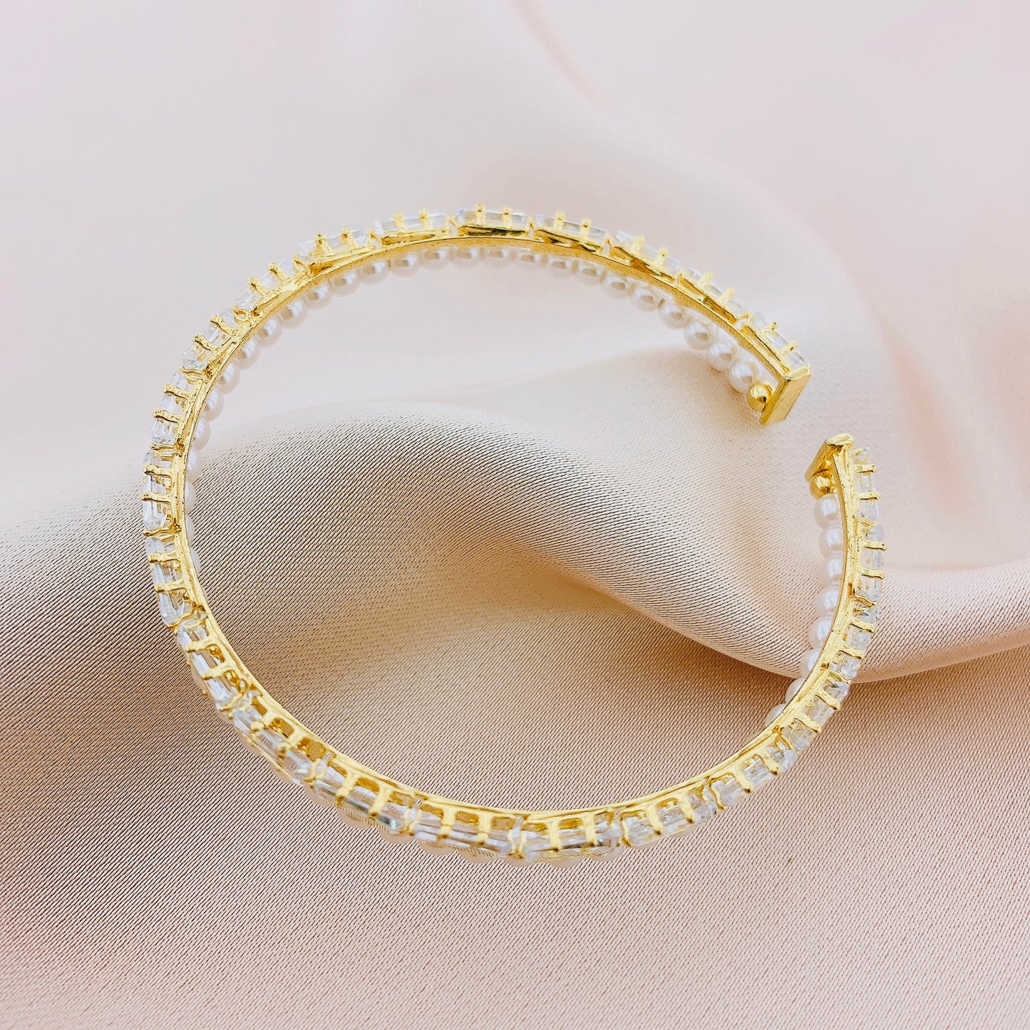 Women's Fashion Beads Gemstone Bangle