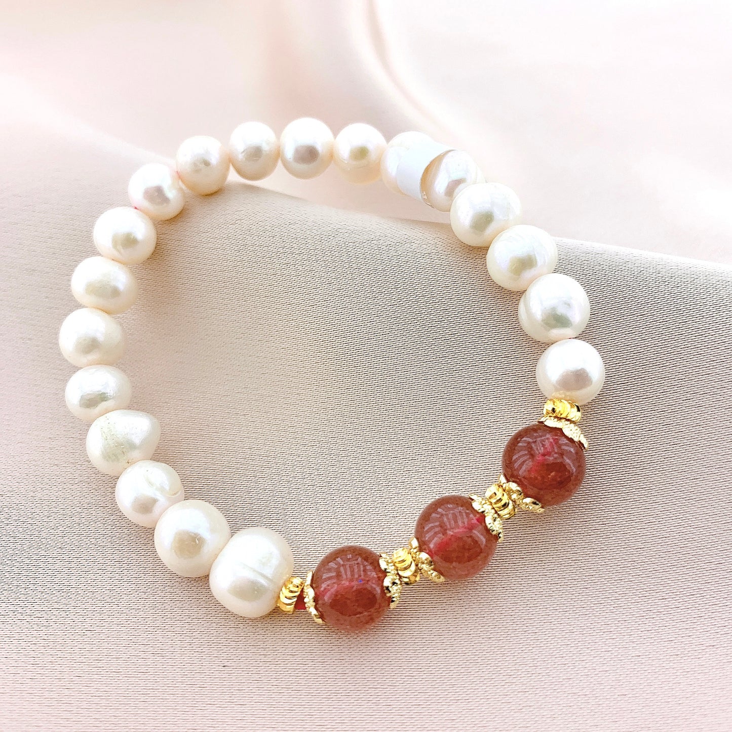 Women's Fashion Pearl Beads Gemstone Bracelets