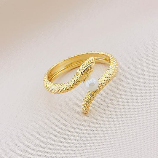 Women's Fashion Pearl Snake Ring