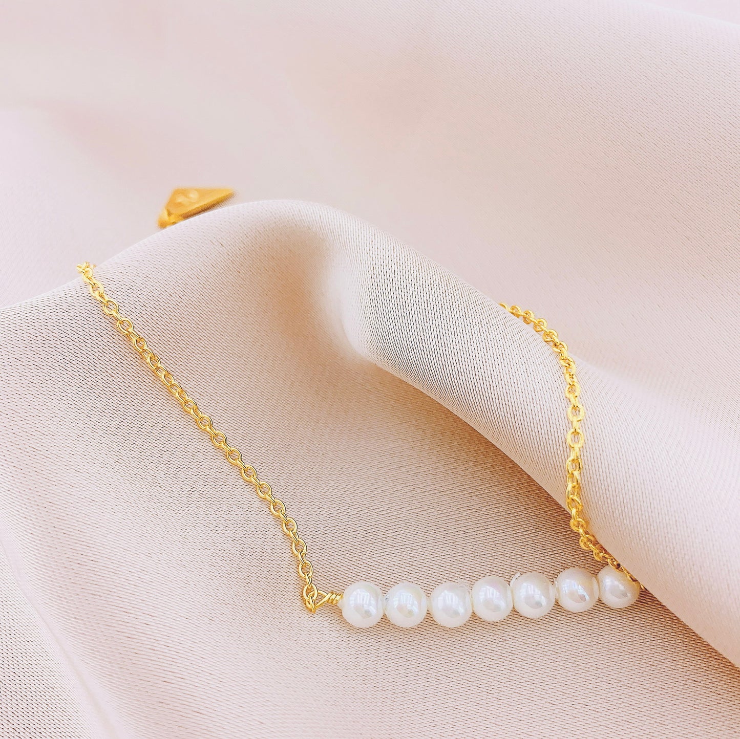 Women's Fashion Pearl Chain Bracelet