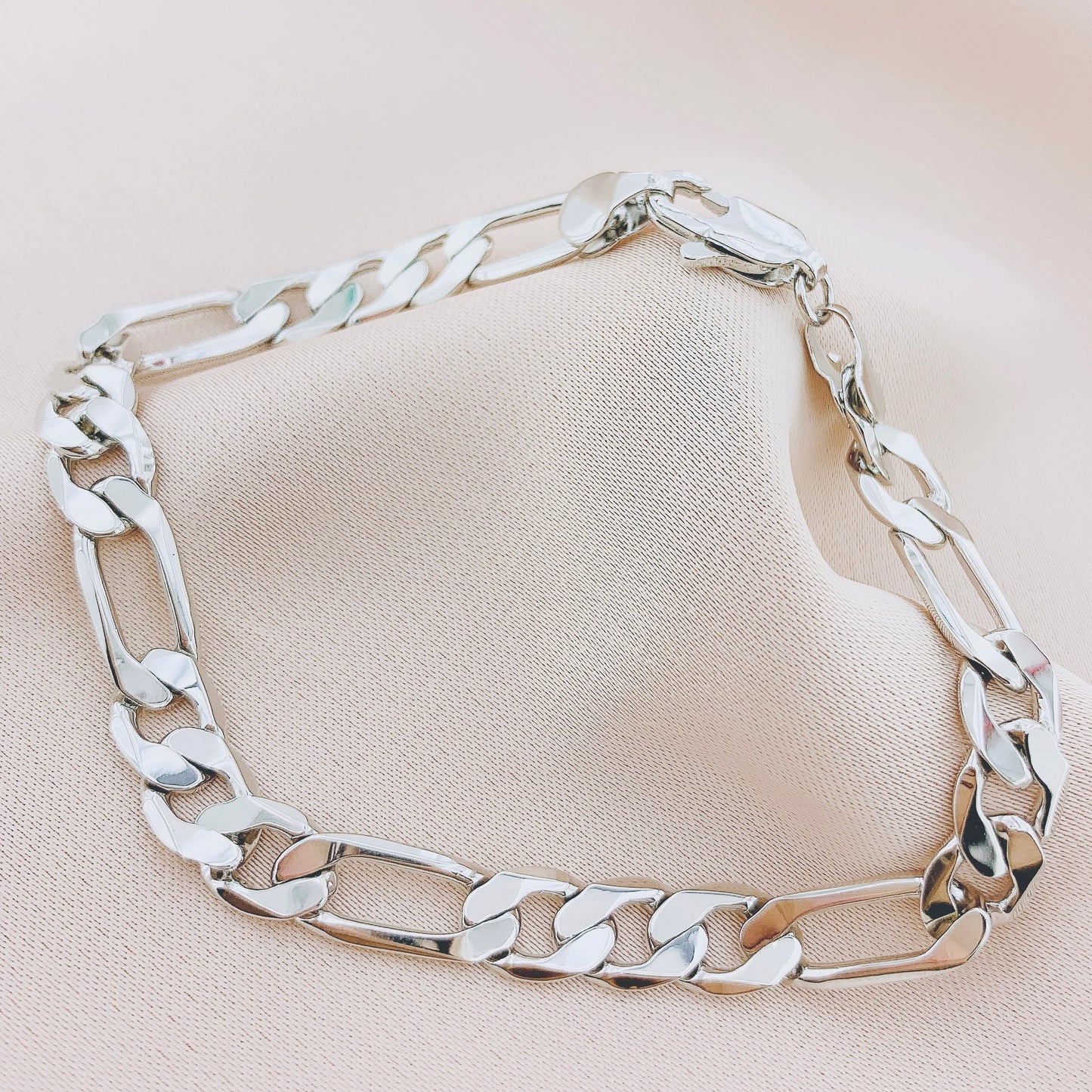 Women's Fashion Figaro Chain Bracelet