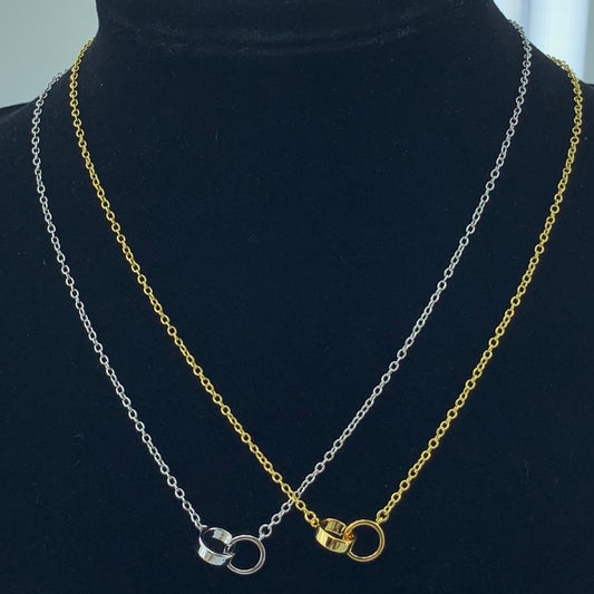 Women's Interlocked Circle Necklace