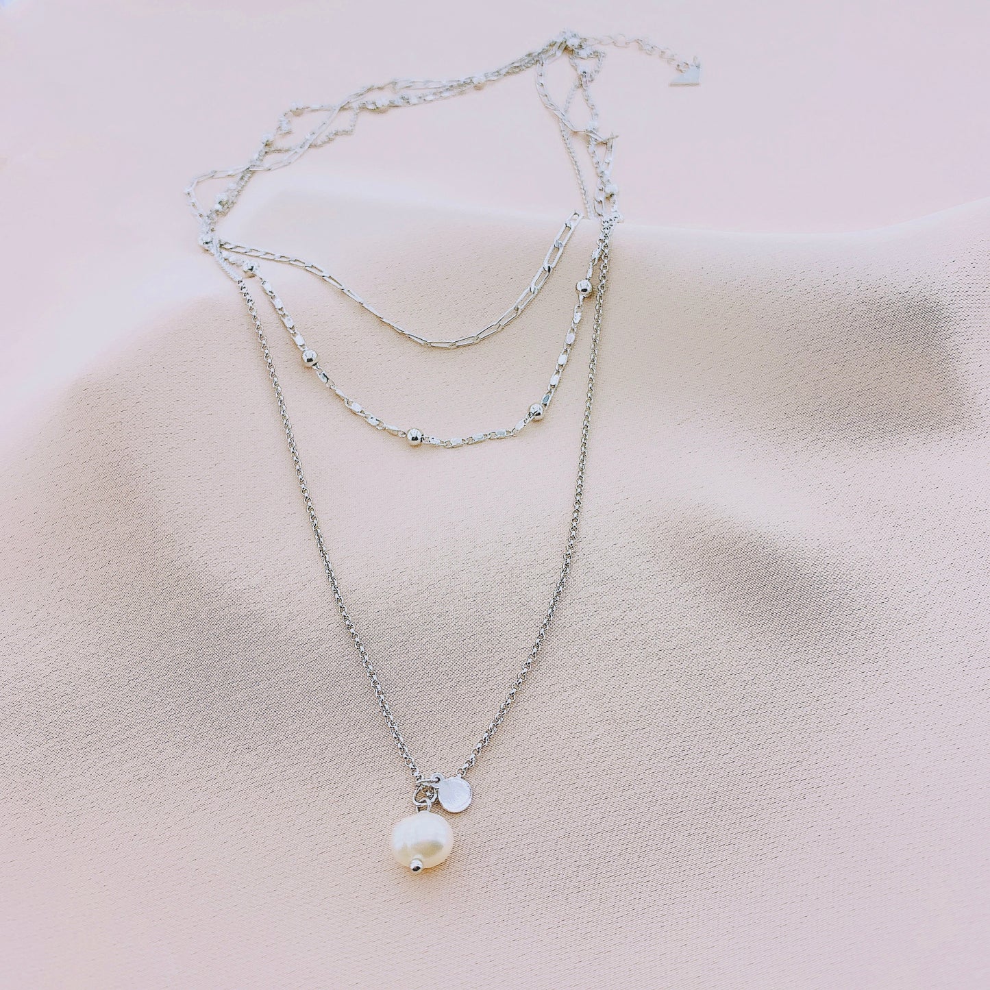 Women's Long Layer Chain Pearl Necklace