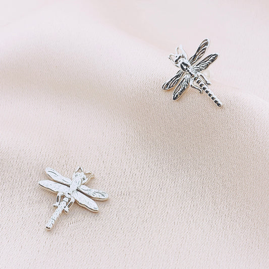Women's Fashion Dragonfly Stud Earring