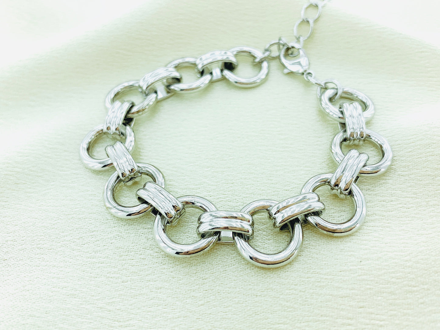Women's Fashion Link Chain Bracelet