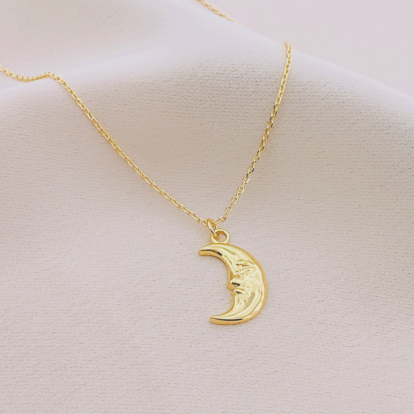 Women's Crescent Moon Necklace